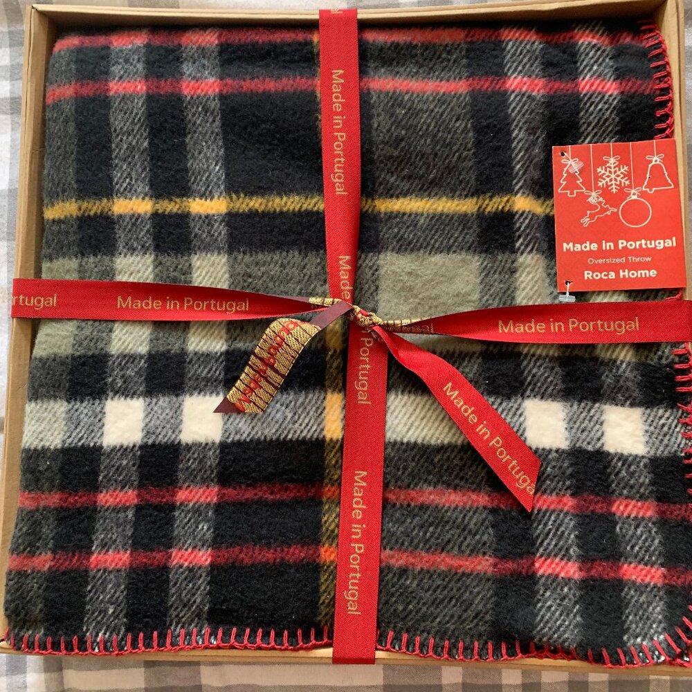 Portugal Roca Home Cotton Bland Plaid Boxed Throw
